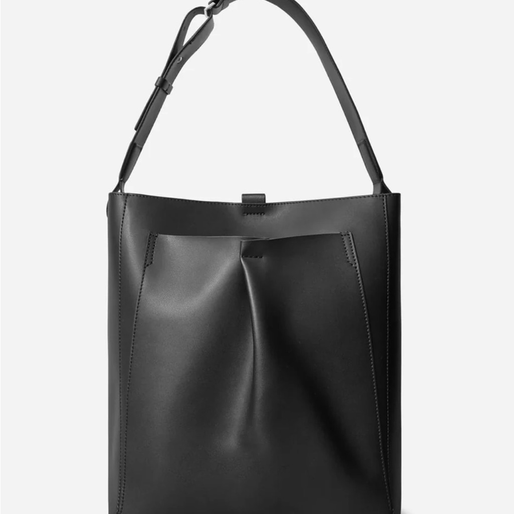 Everlane Black Leather Hobo Tote With Front Pleat